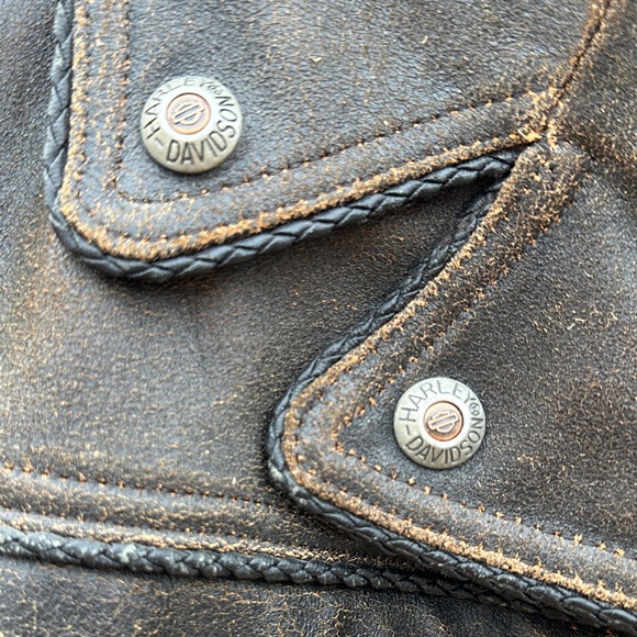 Harley-Davidson Vintage Distressed Brown with Black trim Leather Bomber Jacket - Picture 10 of 16
